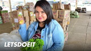 Molett kolumbiai milf cunija mélyen megbaszva xiomarától