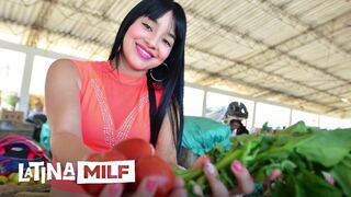Sofia Galindo forró latin amerikai popsikáját keményen megdugják szaftos cuniban