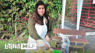 Carmen Lara éhes milf lyuka kap mély baszást forró felvétel és döngölés közben