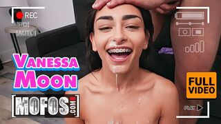 Vékony néger Vanessa Moon megküzd jmac orbitális farkával minden pózban