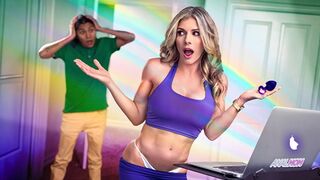 Cory Chase bazinagy popóját a nevelő tini nyeles aszpirin megkúrelja