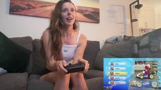 Csíkos mario kart párbaj lush toy-jal a puncimban – banánáradat a kívánatos játékban