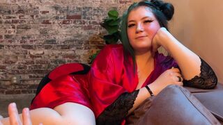 Casting Forgatás curvy: megkamatolyja a nevelő kiscsaját, hogy féltékennyé tegye a voltját