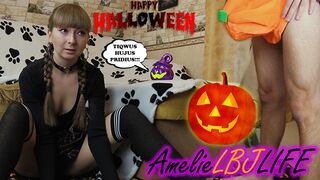 Pici boszorkány megidézi a nagyméretű pélót és keményen megbasszák, hogy beleélvezzen a puncijába - halloween 2020