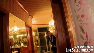 Lágy kaland a Life Selector világában: Vad iskolás lányok legelső élményei Isis Taylorral és barátnőivel anális édeshármasban