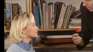 Tömjük tele a seggüket bazinagy farokkal retro pornó teljes filmben